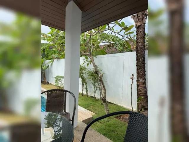 Offline meow-777 on BongaCams