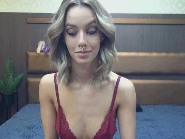 Offline MiaBeeX on BongaCams