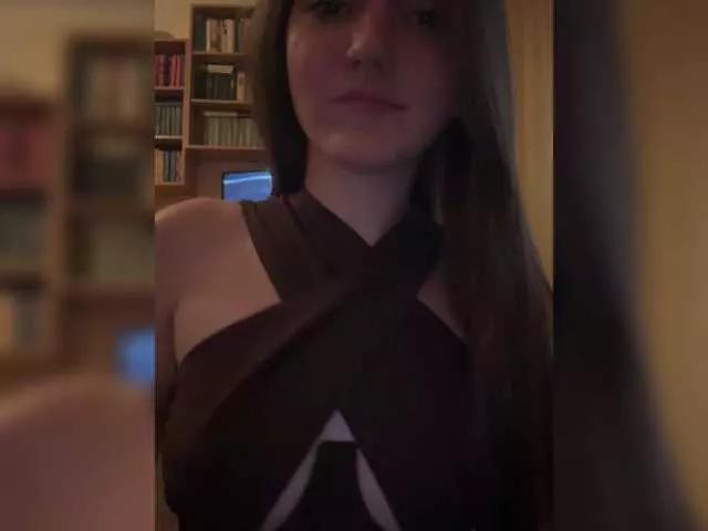 Freechat MILKIWAYSEX23 on BongaCams