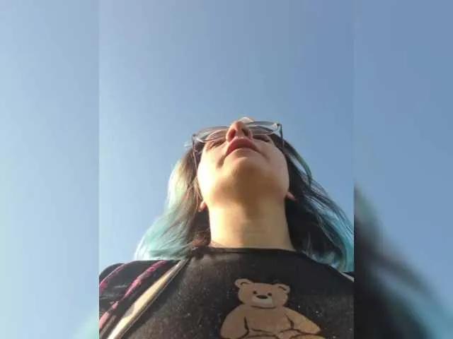 Offline Mimimigirl on BongaCams