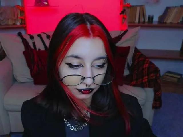 Offline MistressMarcelline on BongaCams