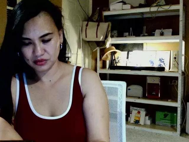 Offline MorenaLee on BongaCams
