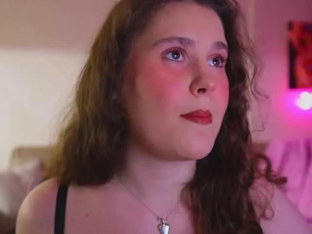 Freechat myemmy on BongaCams