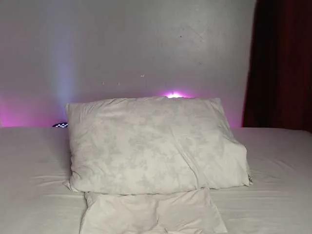 Offline Naughty-nymph on BongaCams