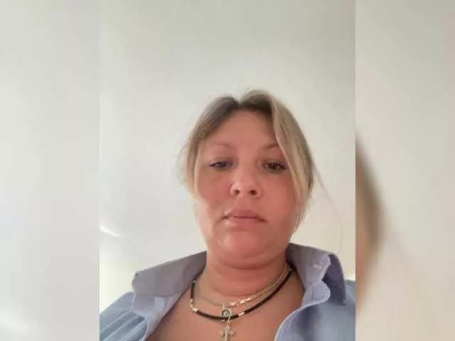 Freechat NERVOMOTINA on BongaCams