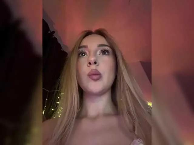 Nestyzz — Freechat on BongaCams