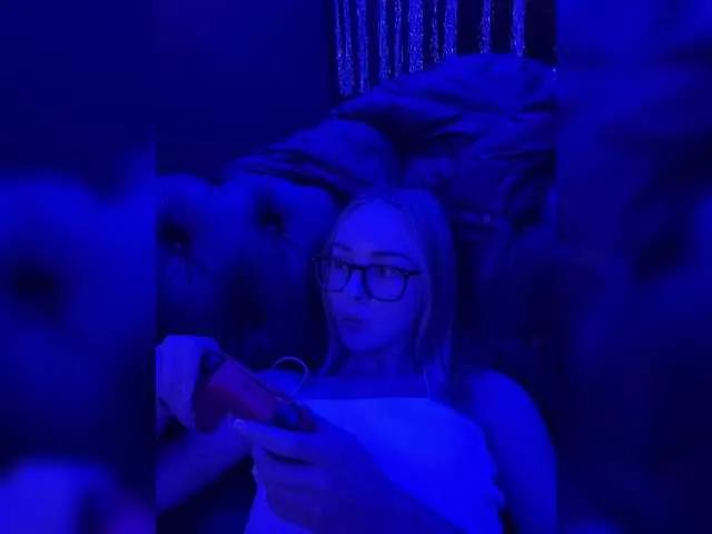 Freechat Nestyzz on BongaCams