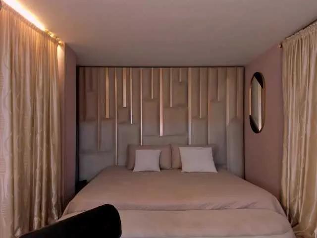 Offline NiaSalvatore on BongaCams