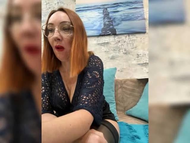 Pink-Lips — Smart and wealthy men, with high potential!