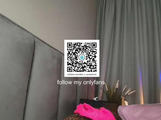 Offline Pinkie-Pie on BongaCams