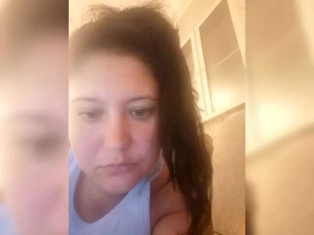 Freechat Polyk93 on BongaCams