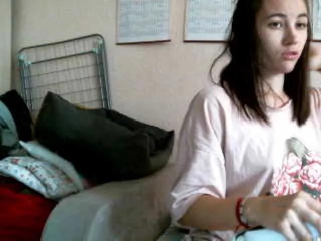 Freechat Prettybella7 on BongaCams