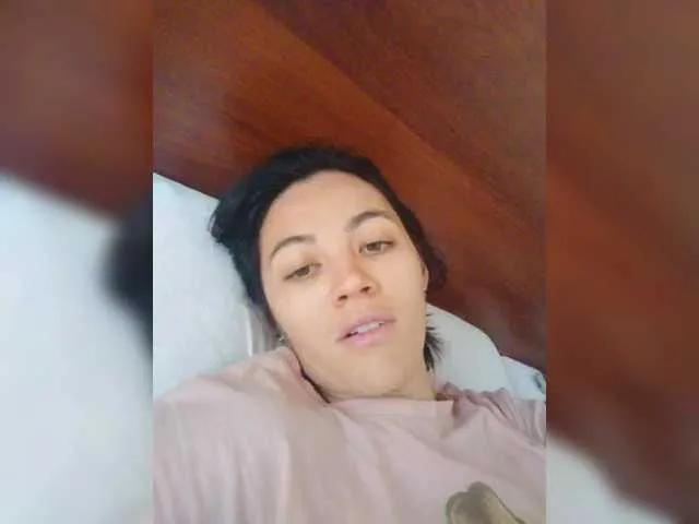 Freechat Prettybella7 on BongaCams