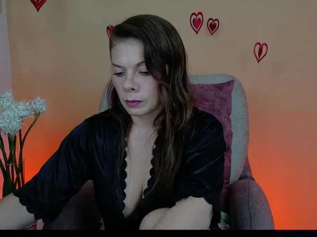 Offline Quinn-Darly on BongaCams