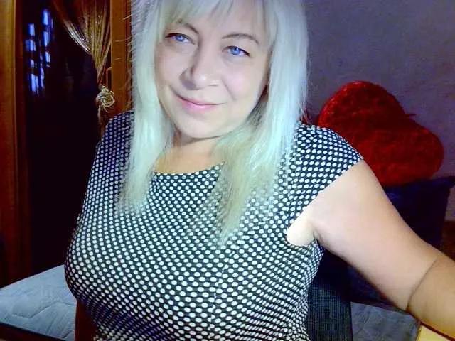 Offline Savan35na on BongaCams