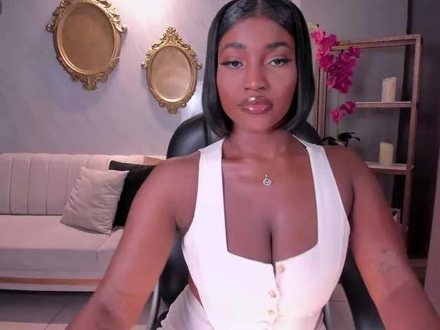 Freechat SavannahStorm on BongaCams