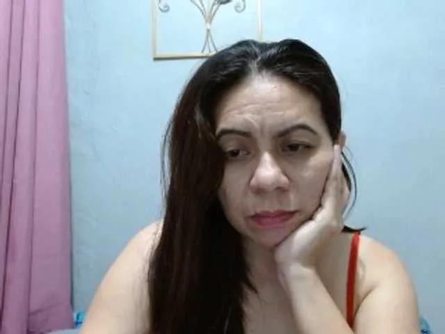 Freechat Scarletteb on BongaCams