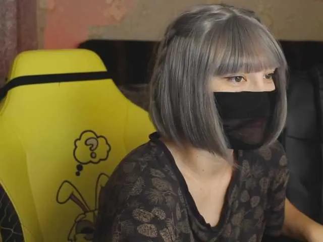 Freechat sexlove12002 on BongaCams