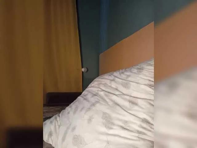 Tanysha-1 on BongaCams