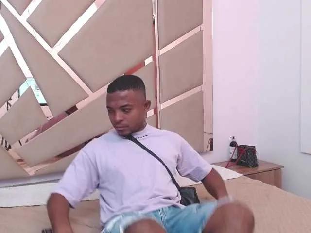 Freechat tu-y-yo19 on BongaCams