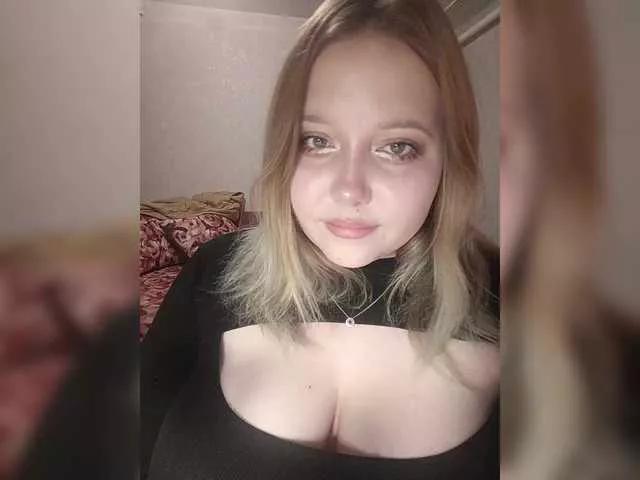 Offline vaverika on BongaCams