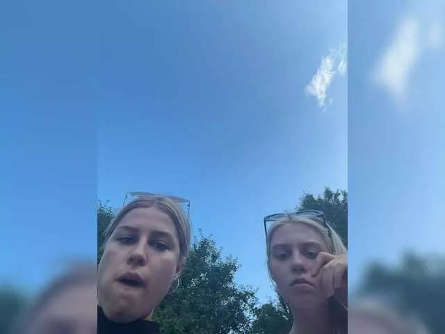 Freechat VibroMashulkaDashulka on BongaCams