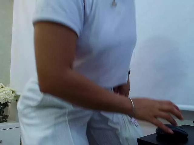 Offline Victoria-Collins on BongaCams