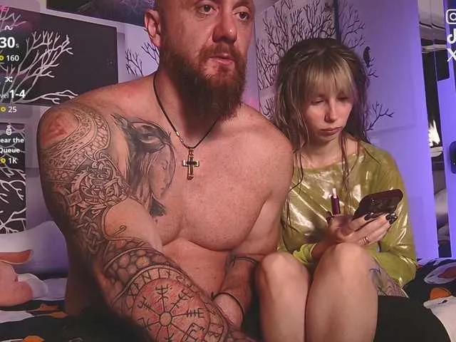 Offline Vik1One1 on BongaCams