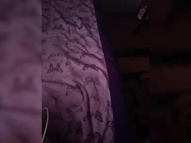 Freechat VikiBlanes on BongaCams