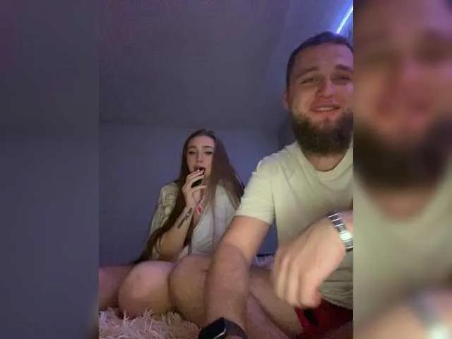 WildLoversOne on BongaCams