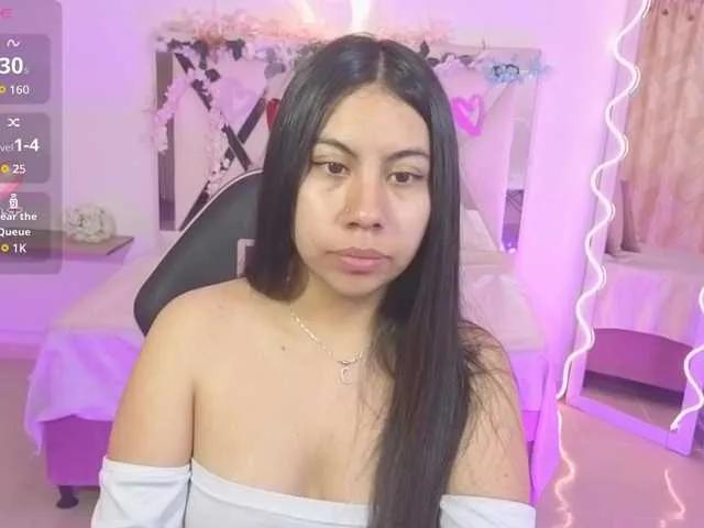 Freechat ZURY-TAY on BongaCams