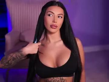 Freechat aishaadevoe on Chaturbate