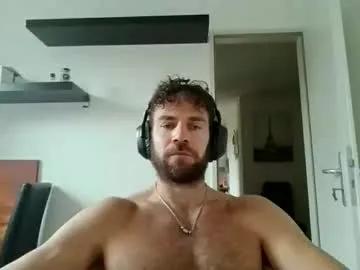 Freechat alphah_hunk on Chaturbate