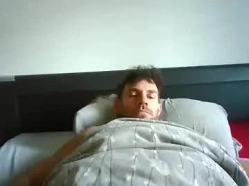 Freechat alphah_hunk on Chaturbate