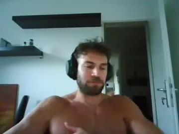 Freechat alphah_hunk on Chaturbate