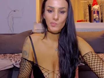 Freechat alphaqueenx on Chaturbate