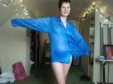 Freechat amoramystic on Chaturbate