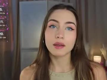 appleeepie — Hello, i'm Vicki! My Private is OPEN. Join in my funclub and check new ALBUMS!!! #18 #shy #lovense #bigass #smalltits  GOAL:lick lips [17 tokens remaining]