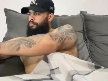 beardmax on Chaturbate