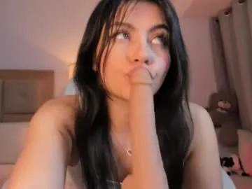 Freechat bellamia_ on Chaturbate