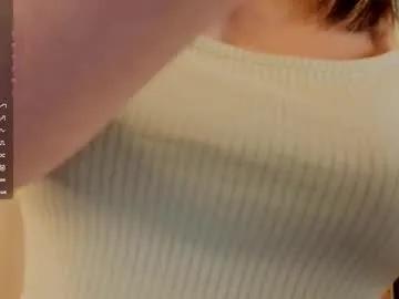 Freechat blushinbloom on Chaturbate