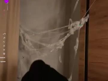 Freechat blushinbloom on Chaturbate