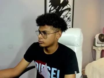 Freechat boylittle19cm on Chaturbate