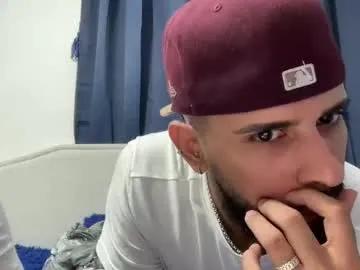 Freechat dcollins_ on Chaturbate