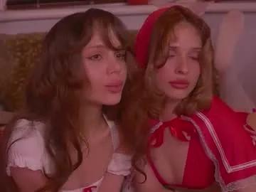 Freechat divine_lights on Chaturbate