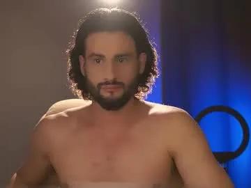 Away double_luckystrike on Chaturbate