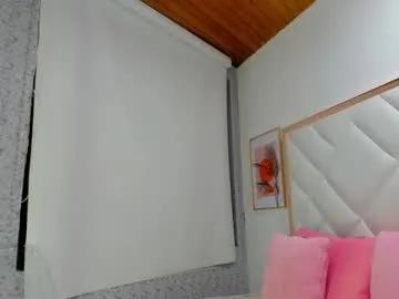 Freechat emilibonnie on Chaturbate