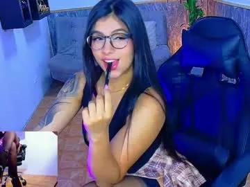 Freechat emily_jones3 on Chaturbate