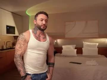 enjohnny on Chaturbate