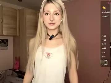 evaqt — Hi! im Eva and im #new here! GOALsqueeze my nipples close uplove pattern 222tk #18 #skinny #shy #lovense [248 tokens remaining]